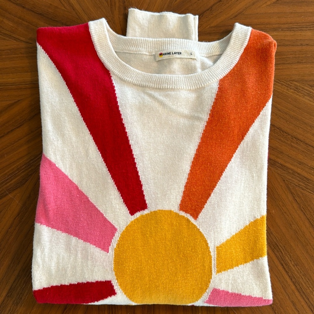 Marine Layer Icon Sweater. Colorful sunburst design. Size L.